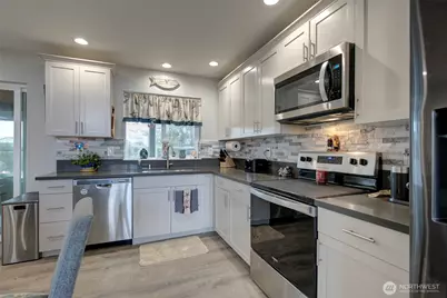 1436 Sand Pebble Avenue SW, Ocean Shores, WA 98569 - Photo 10