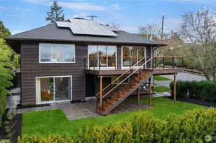 2141 47th Ave SW, Seattle, WA 98116 - Photo 32