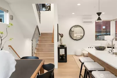 2617 3rd Avenue W, Seattle, WA 98119 - Photo 14