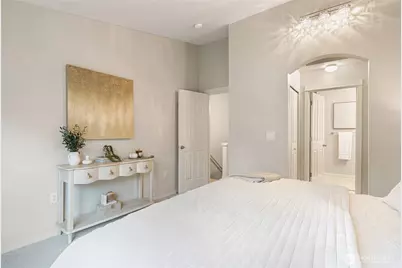 18258 NE 96th Way #103, Redmond, WA 98052 - Photo 12