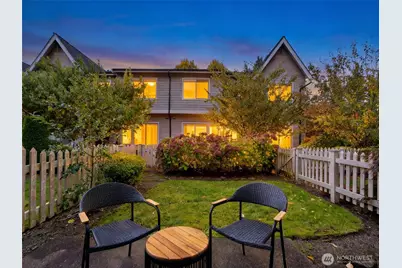 18258 NE 96th Way #103, Redmond, WA 98052 - Photo 18