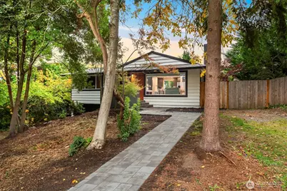 10045 NE 15th Street, Bellevue, WA 98004 - Photo 18