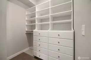 1085 103rd Ave NE, Bellevue, WA 98004 - Photo 12