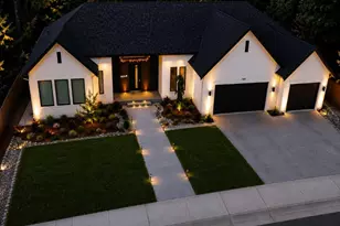 709 Chris David Dr, Steilacoom, WA 98388 - Photo 2