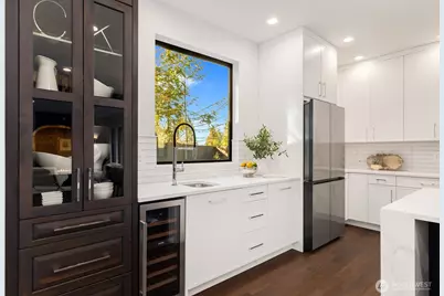 709 Chris David Drive, Steilacoom, WA 98388 - Photo 2