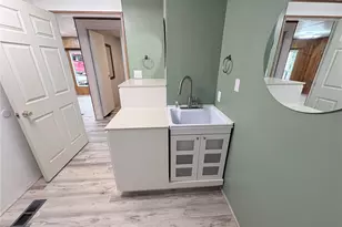 9314 Canyon Rd E, Puyallup, WA 98371 - Photo 14