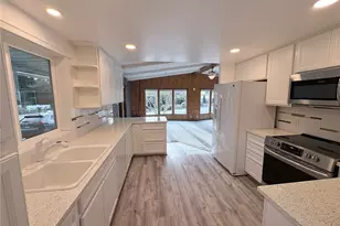 9314 Canyon Rd E, Puyallup, WA 98371 - Photo 8