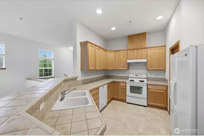 1855 Trossachs Boulevard SE #1904, Sammamish, WA 98075 - Photo 14