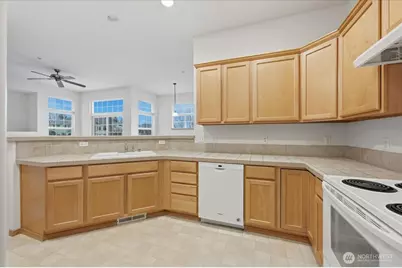 1855 Trossachs Boulevard SE #1904, Sammamish, WA 98075 - Photo 16