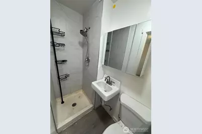 10908 10910 Valley Avenue E, Puyallup, WA 98372 - Photo 14