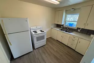 10908 10910 Valley Ave E, Puyallup, WA 98372 - Photo 28