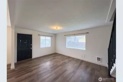 1212 W Martin Street, Elma, WA 98541 - Photo 2