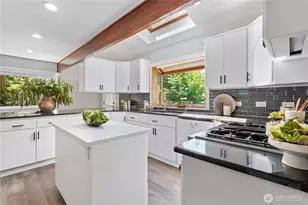 2205 135th Pl SE, Bellevue, WA 98005 - Photo 6