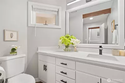 2205 135th Pl SE, Bellevue, WA 98005 - Photo 14