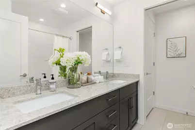 3901 S Cloverdale Street #E, Seattle, WA 98118 - Photo 18