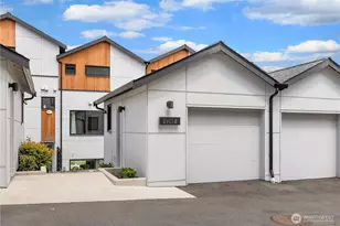 3901 S Cloverdale St, Seattle, WA 98118 - Photo 4