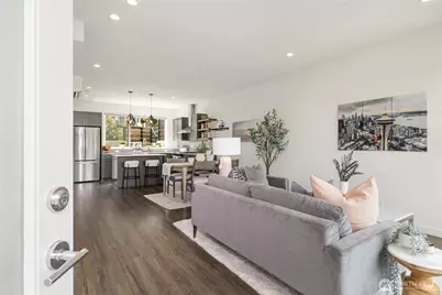 3901 S Cloverdale Street #E, Seattle, WA 98118 - Photo 6