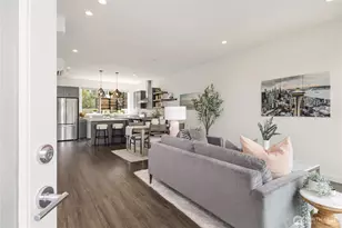 3901 S Cloverdale St, Seattle, WA 98118 - Photo 6