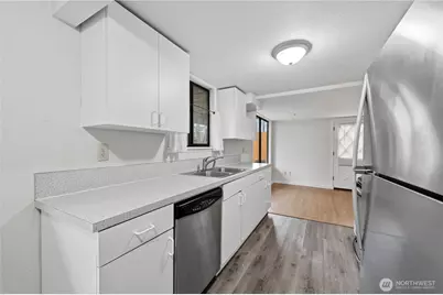 6251 3rd Avenue NW, Seattle, WA 98107 - Photo 10