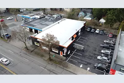 12517 15th Avenue NE, Seattle, WA 98125 - Photo 1
