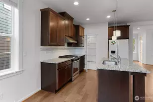 18329 43rd Dr SE, Bothell, WA 98012 - Photo 10