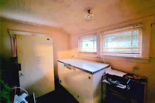 862 S 39th St, Tacoma, WA 98418 - Photo 10