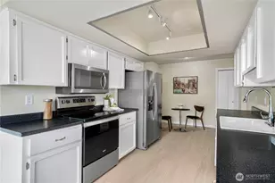 9201 NE Juanita Dr, Kirkland, WA 98034 - Photo 16