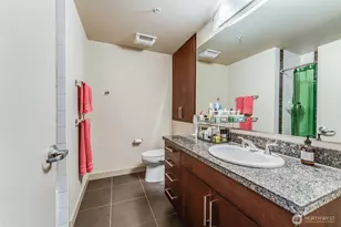 900 Lenora St, Seattle, WA 98121 - Photo 12