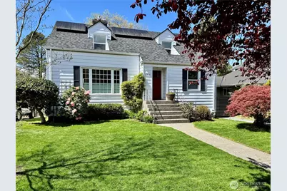3239 45th Avenue SW, Seattle, WA 98116 - Photo 1