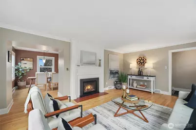 3239 45th Avenue SW, Seattle, WA 98116 - Photo 6