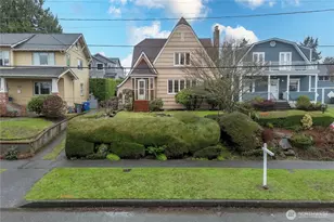 2733 37th Ave SW, Seattle, WA 98126 - Photo 2