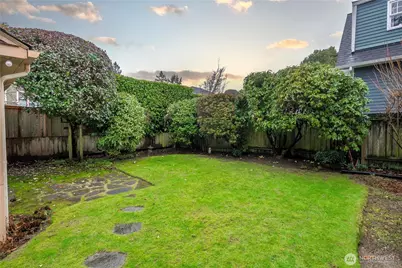 2733 37th Avenue SW, Seattle, WA 98126 - Photo 32