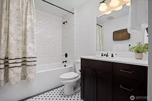 2011 Cornwall Ave, Bellingham, WA 98225 - Photo 20