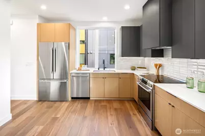 806 34th Avenue #B, Seattle, WA 98122 - Photo 16