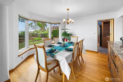 10445 Marine View Drive SW, Seattle, WA 98146 - Photo 4