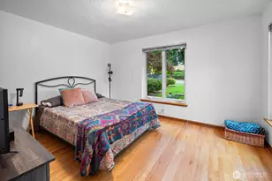 10445 Marine View Dr SW, Seattle, WA 98146 - Photo 16