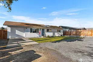 308 S Jackson, East Wenatchee, WA 98802 - Photo 2