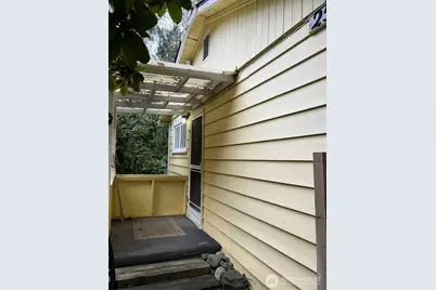 2528 Westwind Drive NW, Olympia, WA 98502 - Photo 2