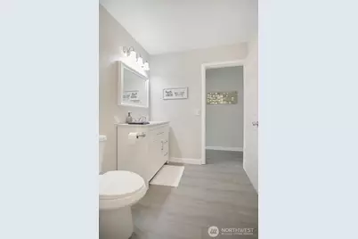 811 Little Avenue NE, Castle Rock, WA 98611 - Photo 30