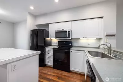 16125 Juanita-Woodinville Way NE #805, Bothell, WA 98011 - Photo 16