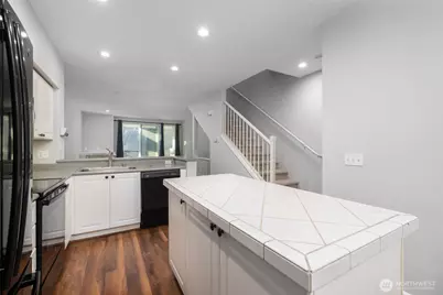 16125 Juanita-Woodinville Way NE #805, Bothell, WA 98011 - Photo 18