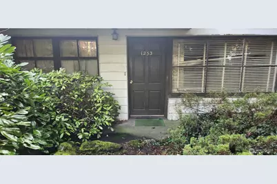 1253 N 143rd Street, Seattle, WA 98133 - Photo 2