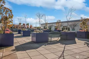 17 W Mercer St, Seattle, WA 98119 - Photo 30