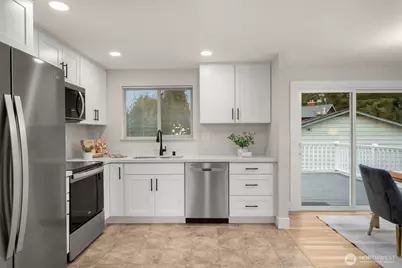 22402 42nd Place W, Mountlake Terrace, WA 98043 - Photo 8