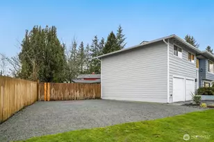 22402 42nd Pl W, Mountlake Terrace, WA 98043 - Photo 26