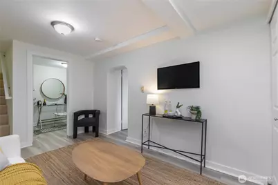 3026 26th Avenue W, Seattle, WA 98199 - Photo 22