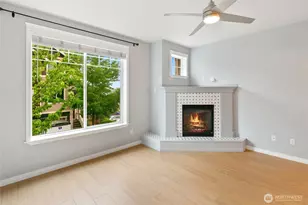 2923 Belmonte Ln, Everett, WA 98201 - Photo 6