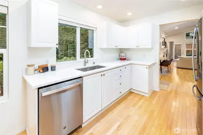 6126 Nathan Way SE #A, Auburn, WA 98092 - Photo 8