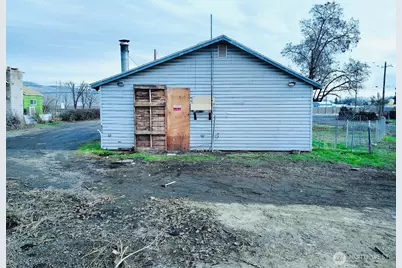 512 Keys Road, Yakima, WA 98901 - Photo 6