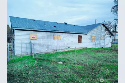 512 Keys Road, Yakima, WA 98901 - Photo 2